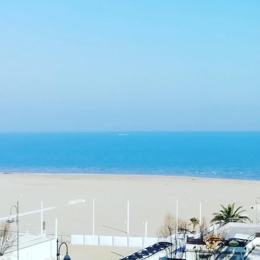 리미니 Brezza Da Mare 아파트 외부 사진